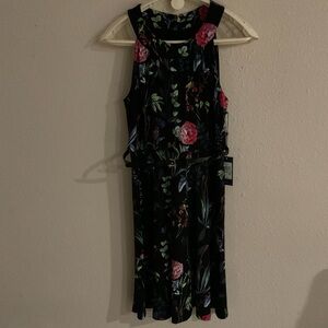 NWT Tommy Hilfiger Vibrant Floral Dress A-line with Belt Black Women’s Size 8